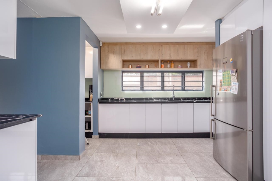 5 Bedroom Property for Sale in Reservoir Hills KwaZulu-Natal