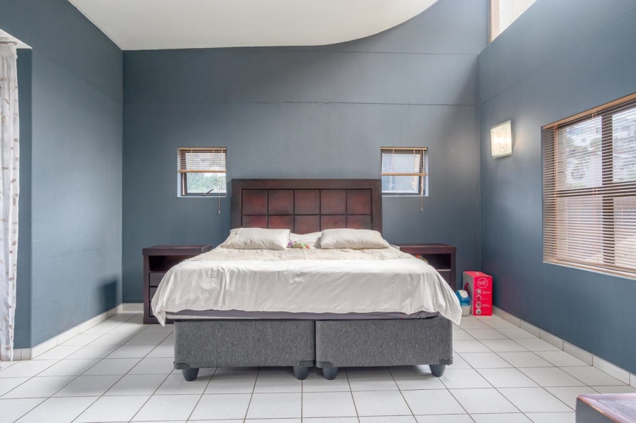 5 Bedroom Property for Sale in Reservoir Hills KwaZulu-Natal