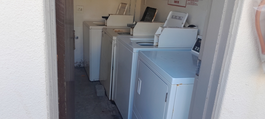 2 Bedroom Property for Sale in Margate Beach KwaZulu-Natal