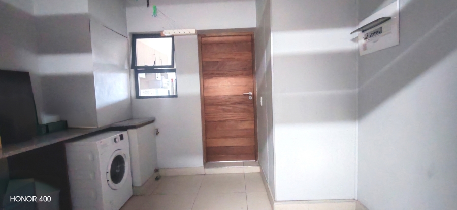 To Let 2 Bedroom Property for Rent in Umhlanga Ridge KwaZulu-Natal
