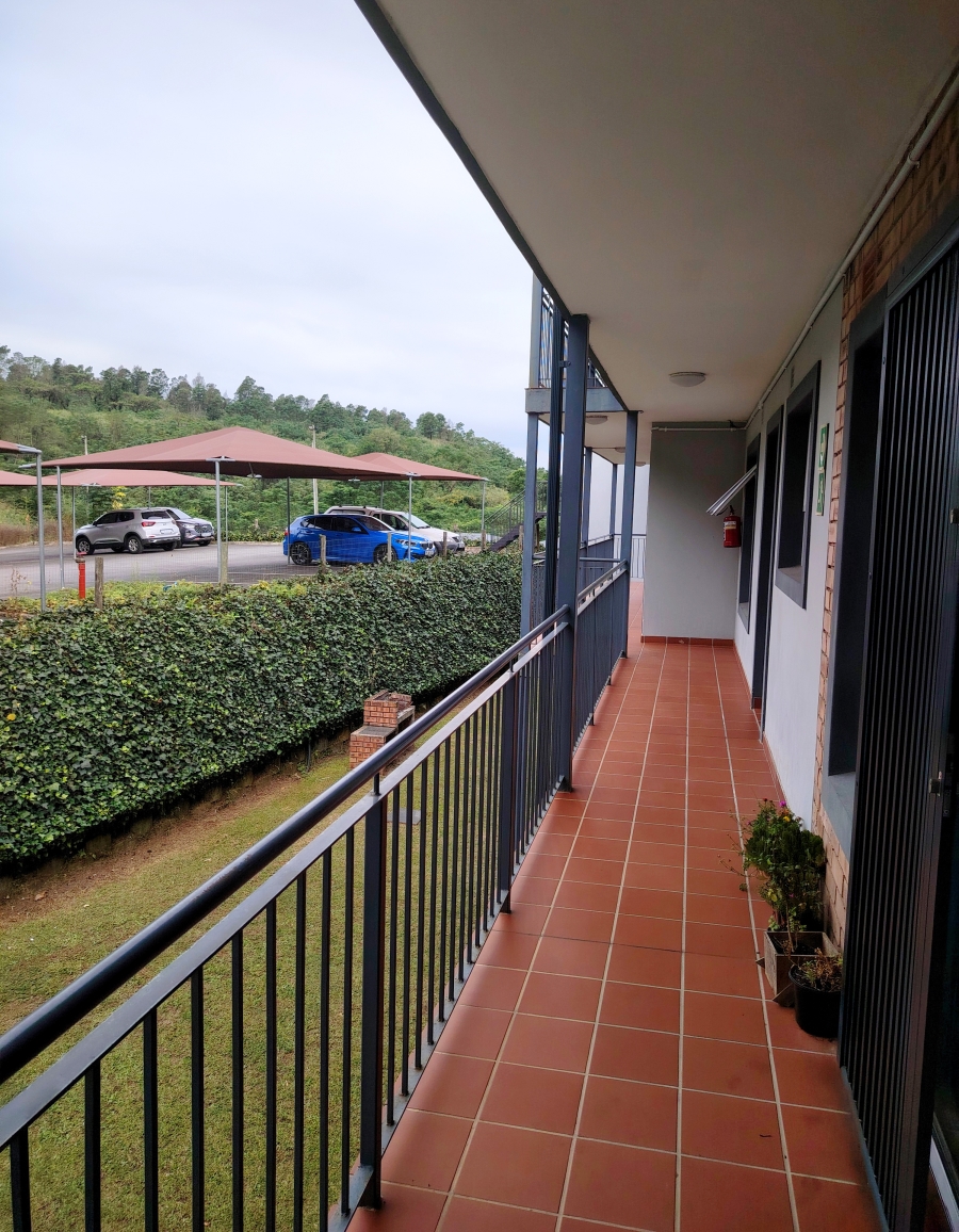 1 Bedroom Property for Sale in Chase Valley KwaZulu-Natal