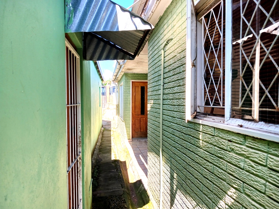 9 Bedroom Property for Sale in Westgate KwaZulu-Natal