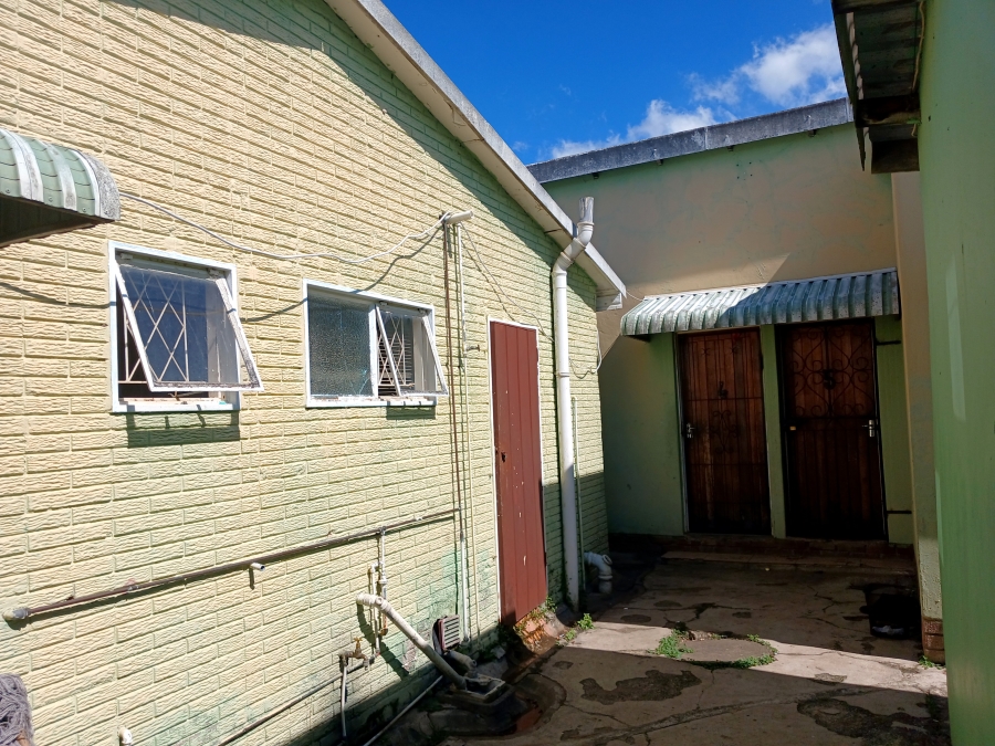 9 Bedroom Property for Sale in Westgate KwaZulu-Natal