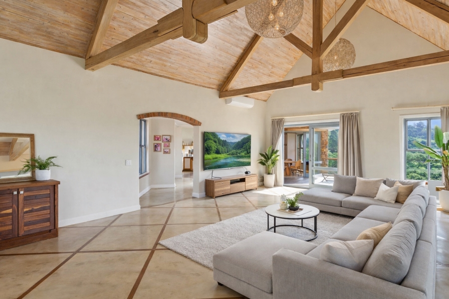 6 Bedroom Property for Sale in Alverstone KwaZulu-Natal