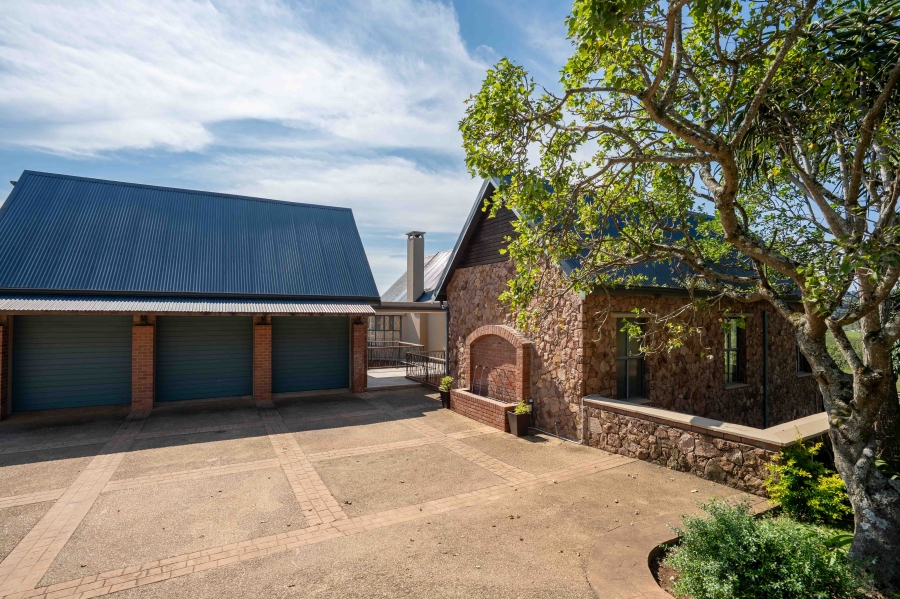 6 Bedroom Property for Sale in Alverstone KwaZulu-Natal