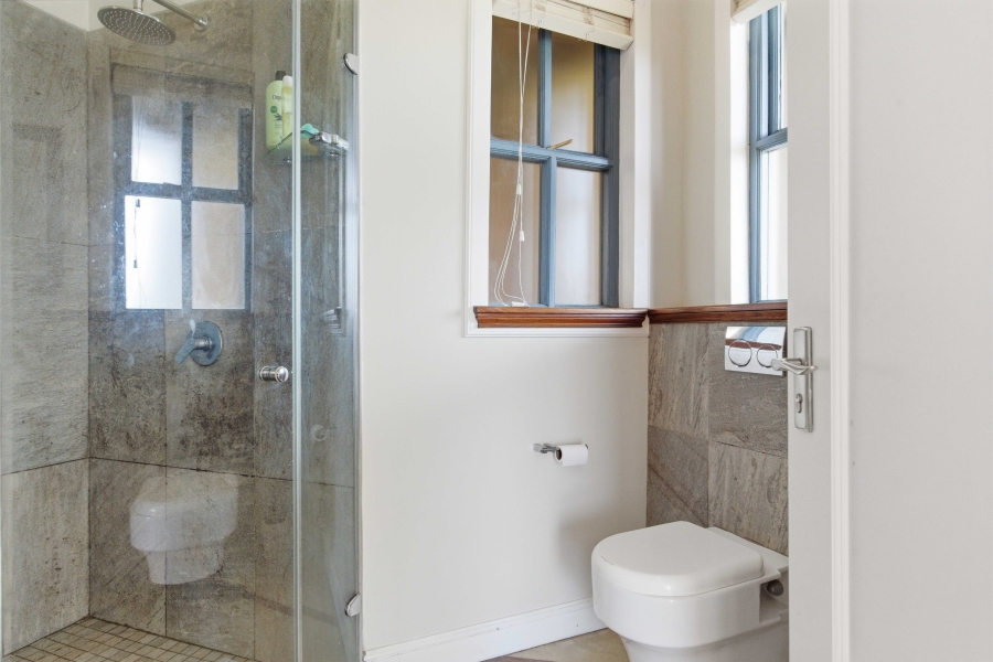 6 Bedroom Property for Sale in Alverstone KwaZulu-Natal