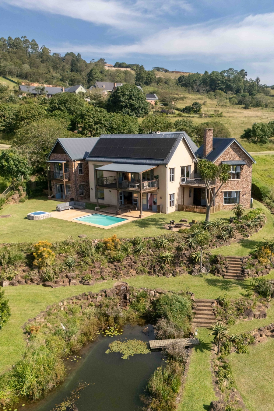 6 Bedroom Property for Sale in Alverstone KwaZulu-Natal