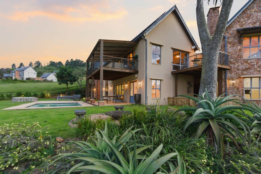 6 Bedroom Property for Sale in Alverstone KwaZulu-Natal