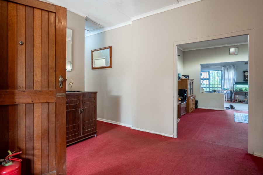 3 Bedroom Property for Sale in Crestview KwaZulu-Natal