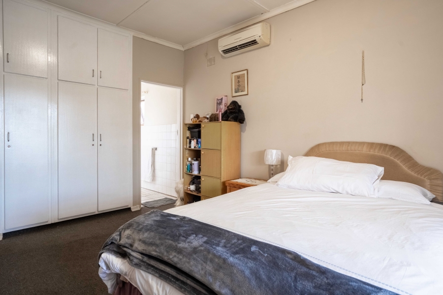 3 Bedroom Property for Sale in Crestview KwaZulu-Natal