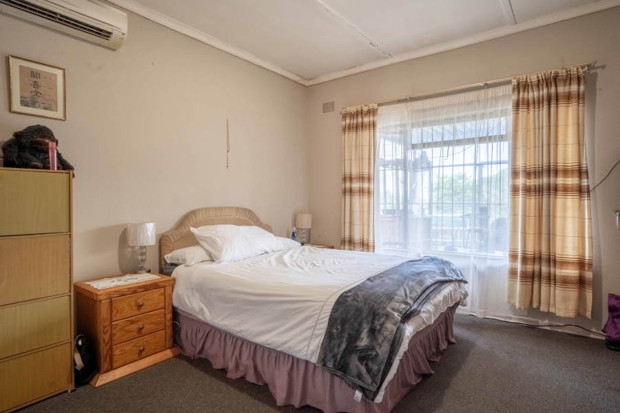 3 Bedroom Property for Sale in Crestview KwaZulu-Natal