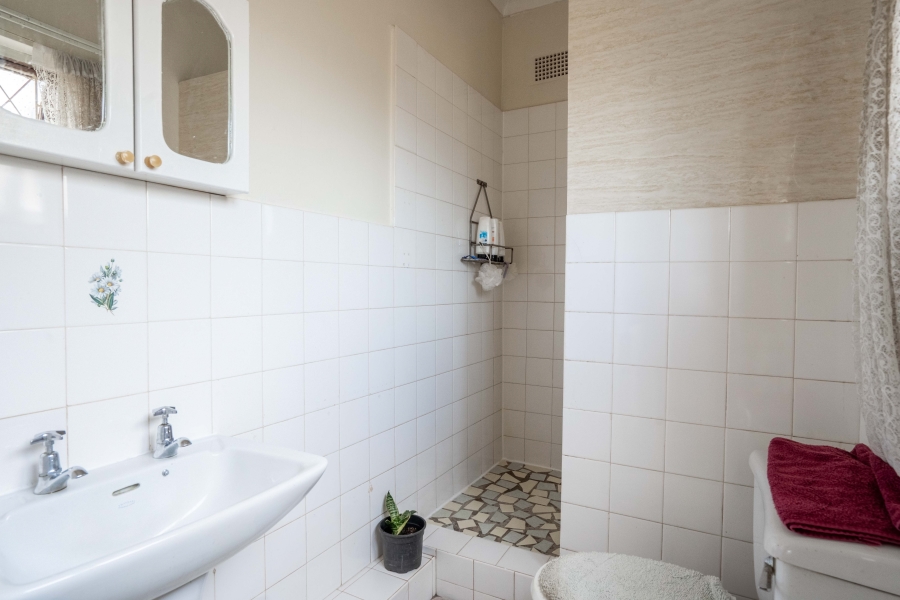 3 Bedroom Property for Sale in Crestview KwaZulu-Natal