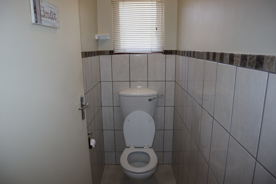 To Let 3 Bedroom Property for Rent in Pinetown KwaZulu-Natal