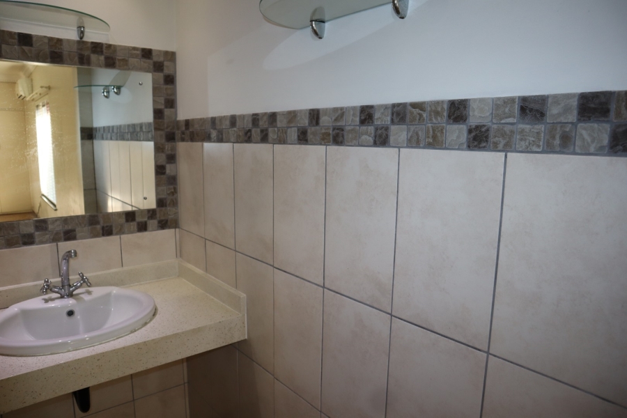 To Let 3 Bedroom Property for Rent in Pinetown KwaZulu-Natal