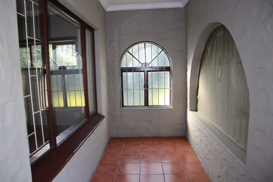 To Let 2 Bedroom Property for Rent in Pinetown KwaZulu-Natal