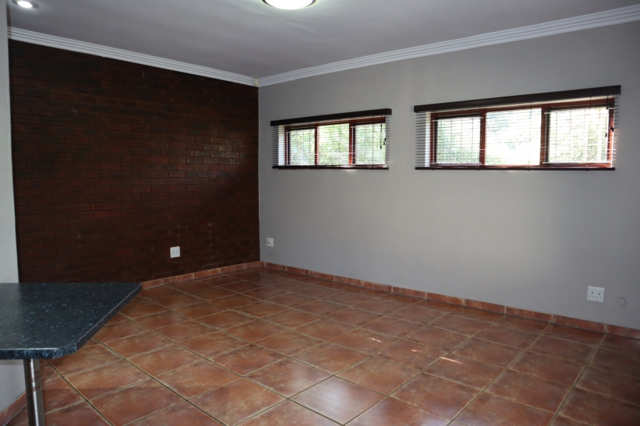 To Let 2 Bedroom Property for Rent in Pinetown KwaZulu-Natal