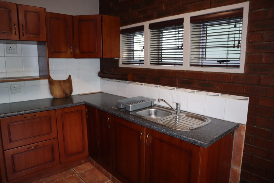 To Let 2 Bedroom Property for Rent in Pinetown KwaZulu-Natal