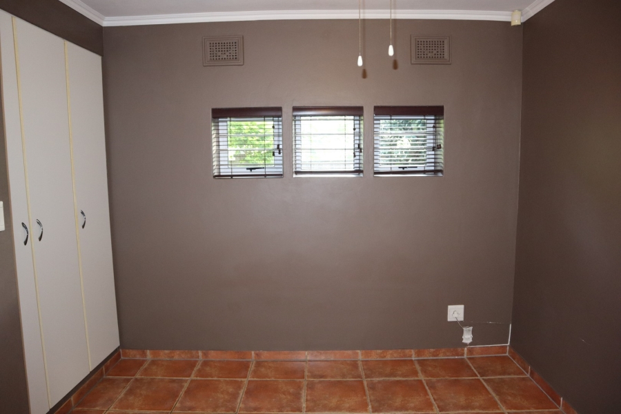 To Let 2 Bedroom Property for Rent in Pinetown KwaZulu-Natal