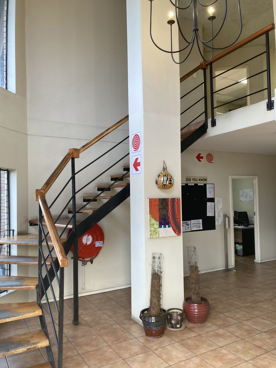 To Let Commercial Property for Rent in Mahogany Ridge KwaZulu-Natal