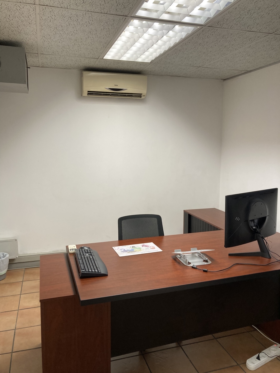 To Let Commercial Property for Rent in Mahogany Ridge KwaZulu-Natal