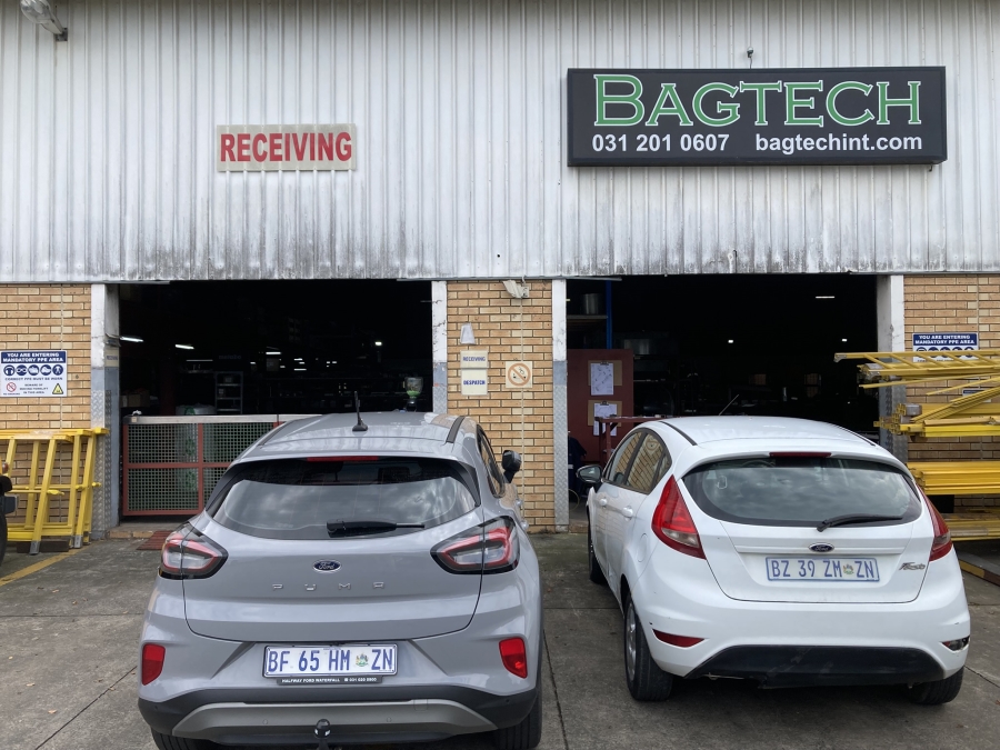 To Let Commercial Property for Rent in Mahogany Ridge KwaZulu-Natal