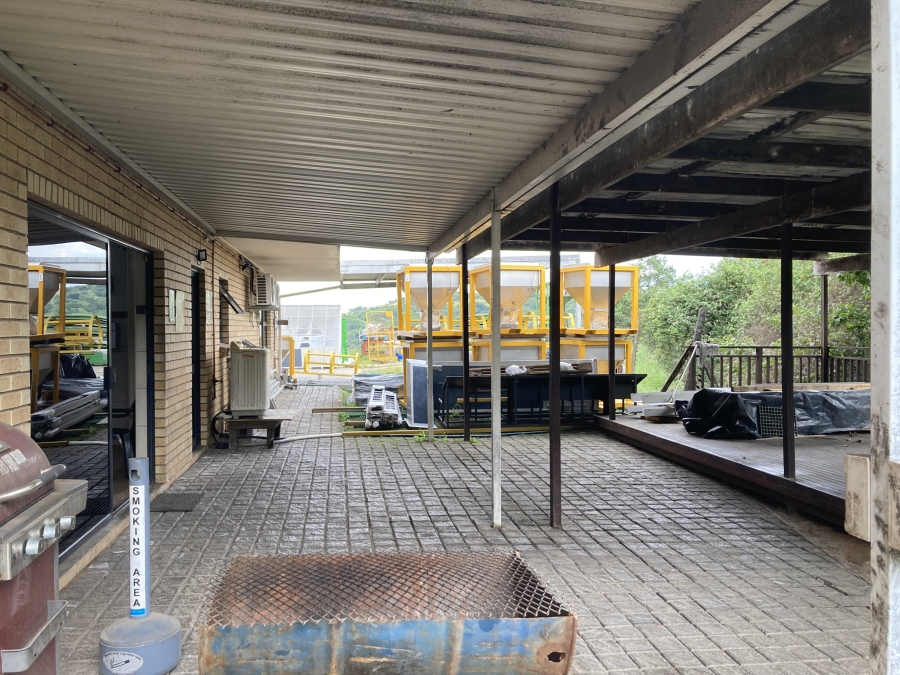 To Let Commercial Property for Rent in Mahogany Ridge KwaZulu-Natal