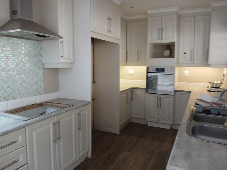 To Let 3 Bedroom Property for Rent in Northdene KwaZulu-Natal