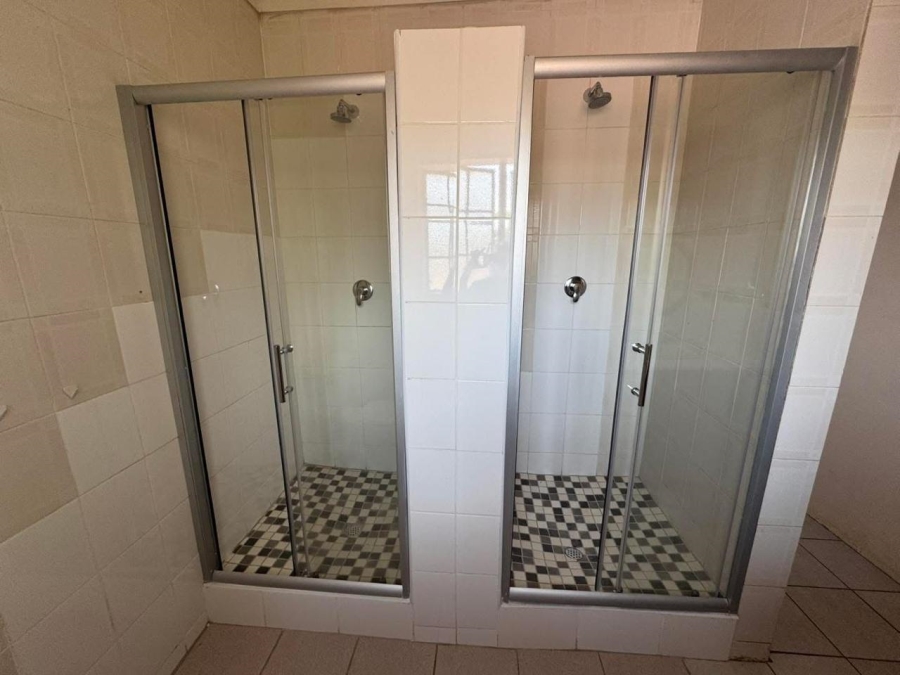 To Let 5 Bedroom Property for Rent in Pelham KwaZulu-Natal