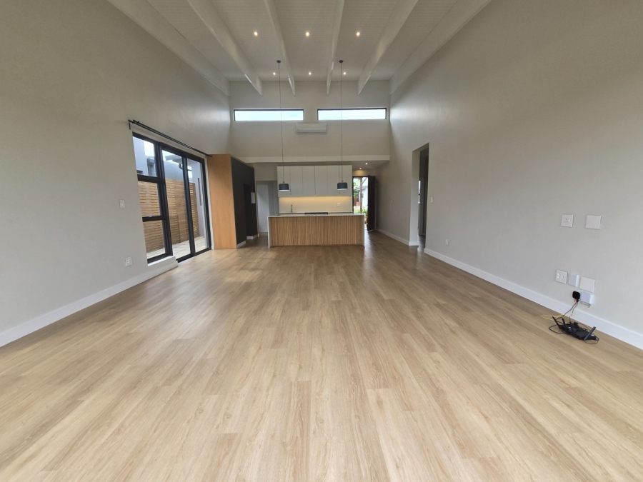 2 Bedroom Property for Sale in New Salt Rock City KwaZulu-Natal