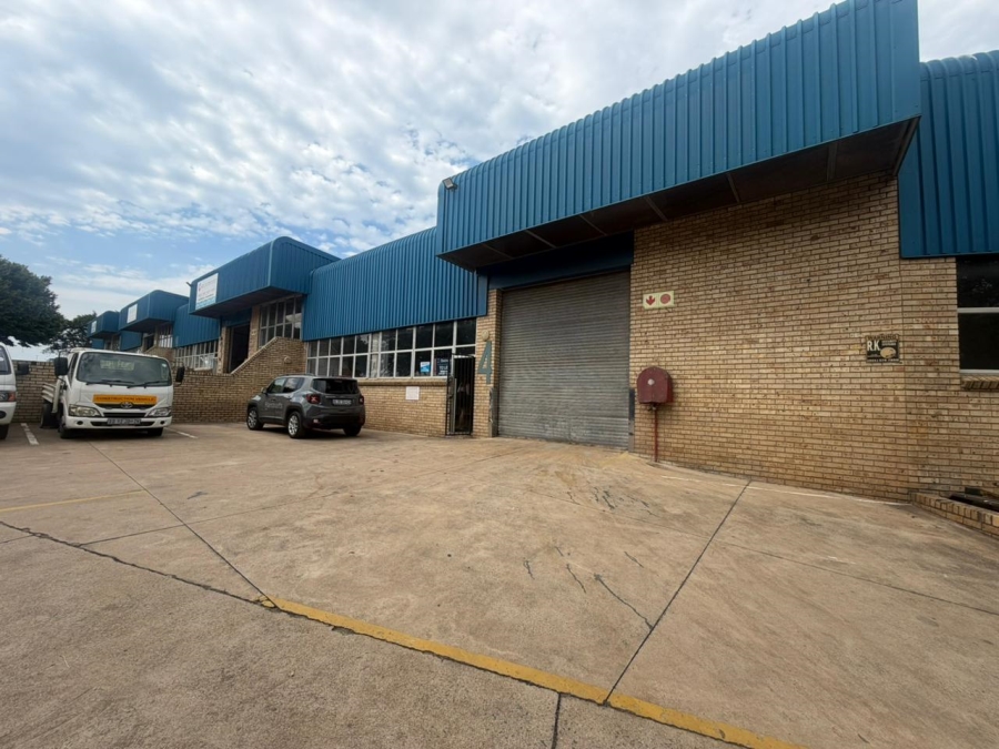To Let Commercial Property for Rent in Glen Anil KwaZulu-Natal