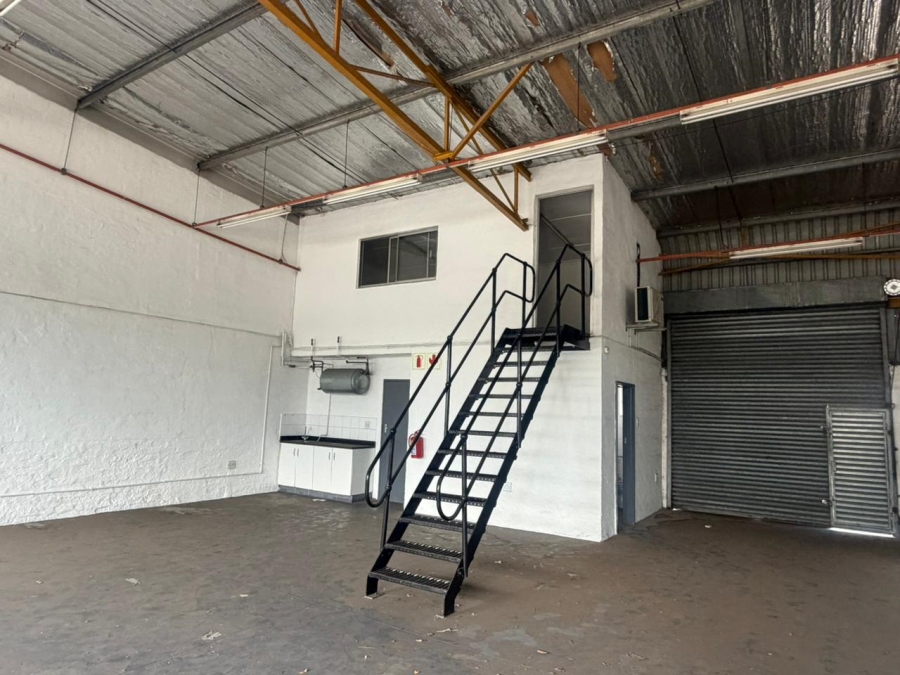 To Let Commercial Property for Rent in Glen Anil KwaZulu-Natal