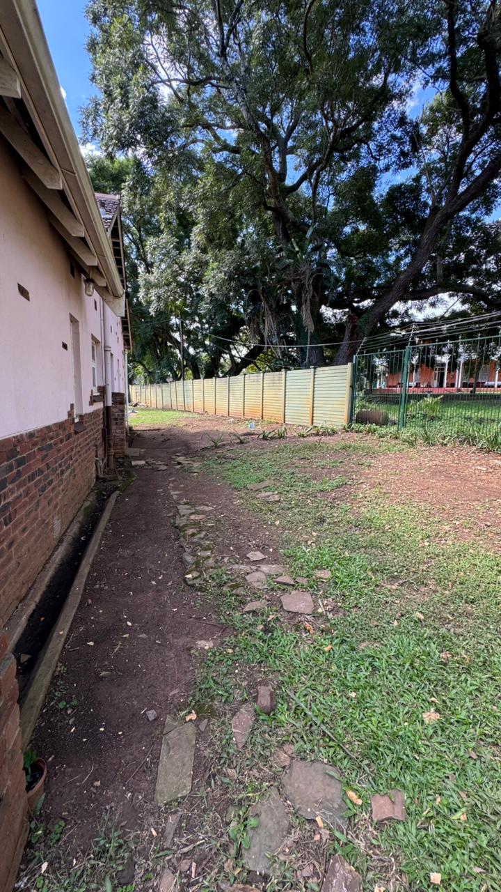 To Let 2 Bedroom Property for Rent in Scottsville KwaZulu-Natal