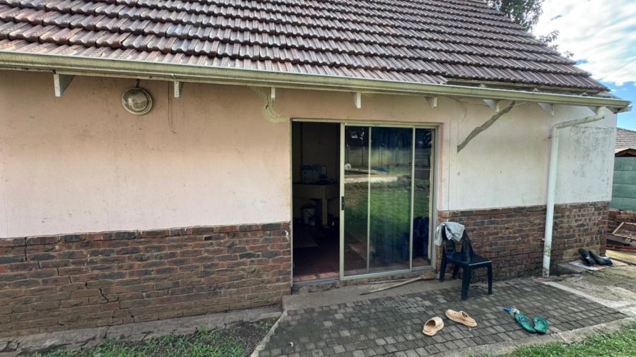 To Let 2 Bedroom Property for Rent in Scottsville KwaZulu-Natal