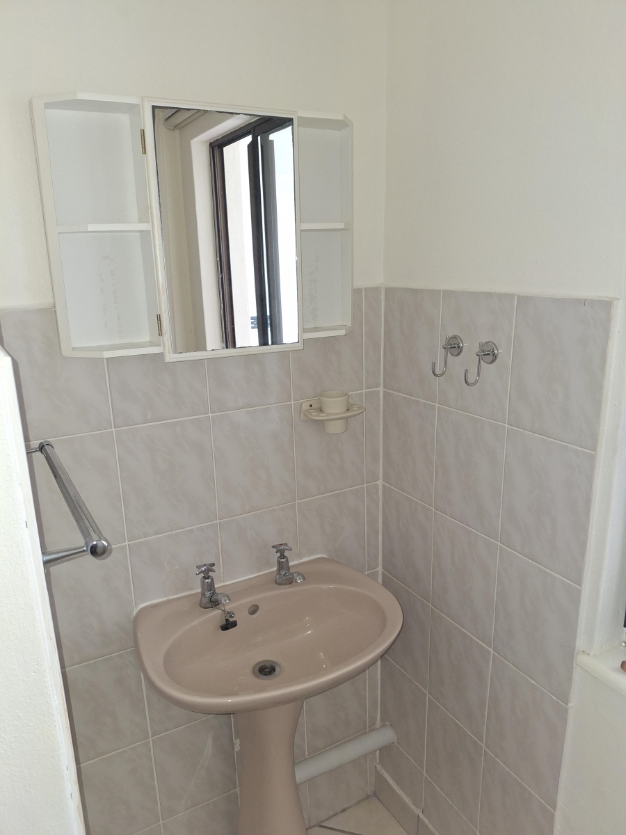 2 Bedroom Property for Sale in Manaba Beach KwaZulu-Natal