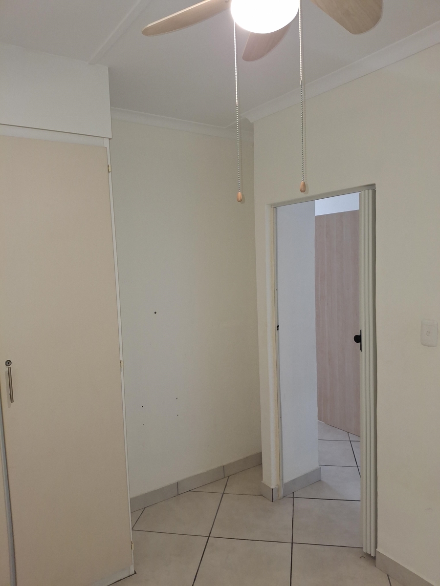 2 Bedroom Property for Sale in Manaba Beach KwaZulu-Natal