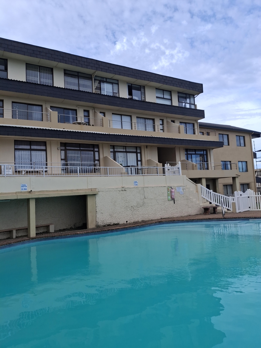 2 Bedroom Property for Sale in Manaba Beach KwaZulu-Natal
