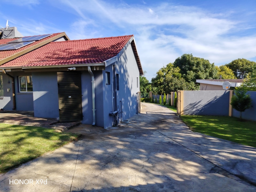 4 Bedroom Property for Sale in Aviary Hill KwaZulu-Natal