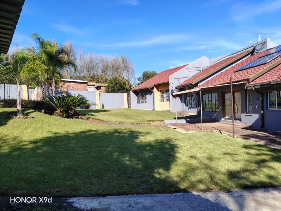 4 Bedroom Property for Sale in Aviary Hill KwaZulu-Natal