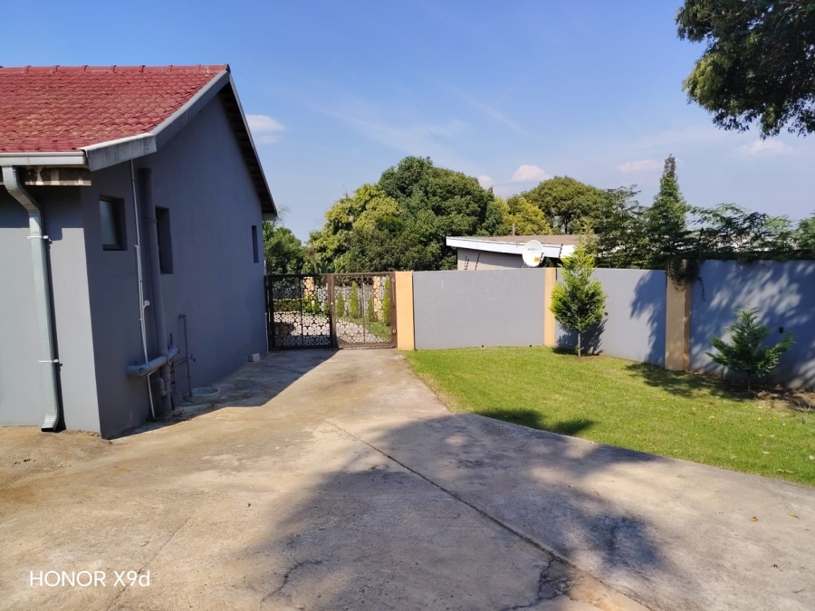 4 Bedroom Property for Sale in Aviary Hill KwaZulu-Natal