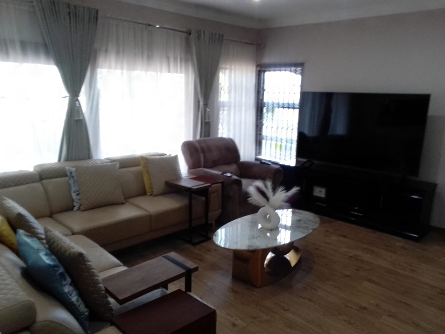 4 Bedroom Property for Sale in Aviary Hill KwaZulu-Natal