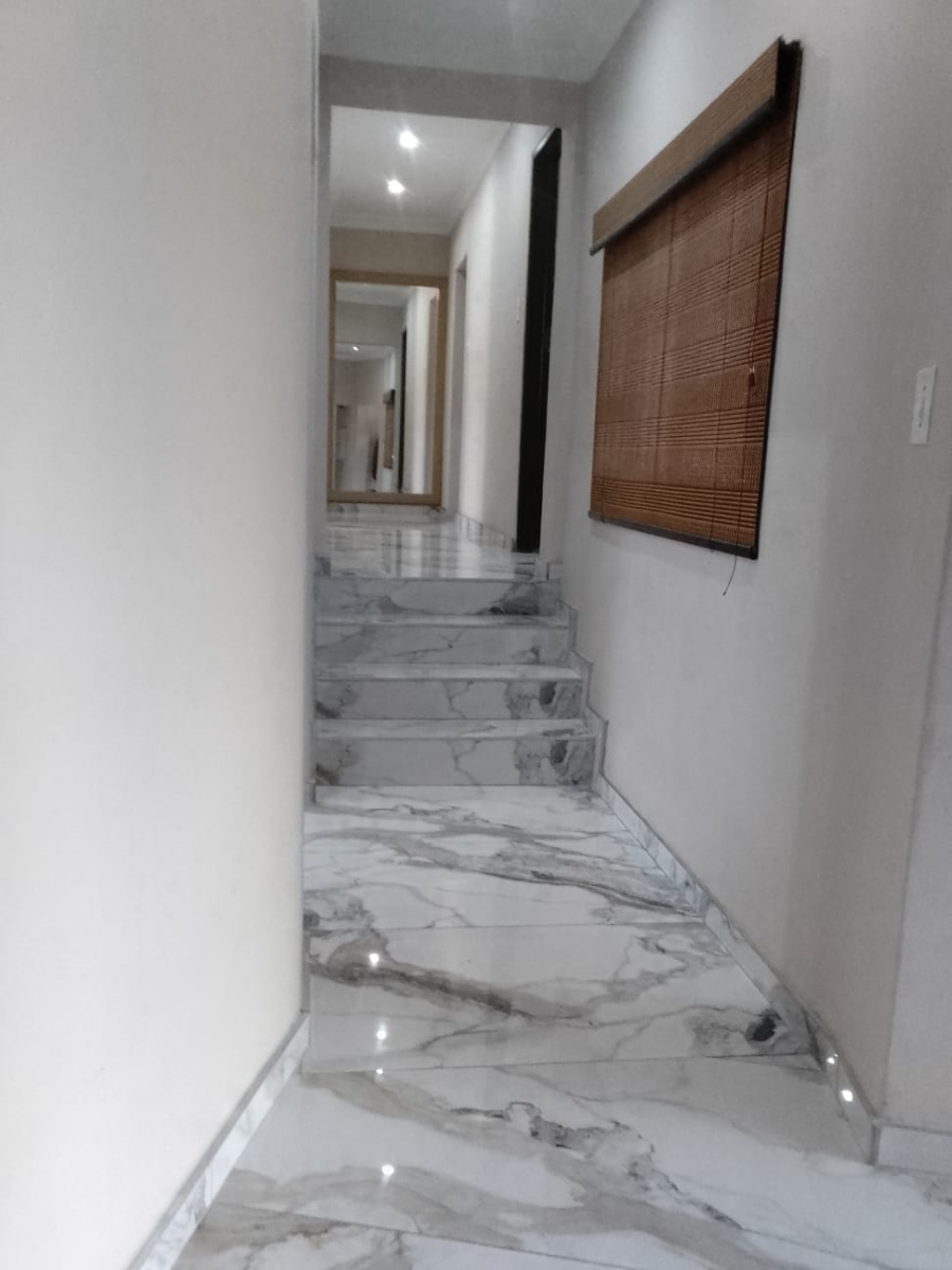 4 Bedroom Property for Sale in Aviary Hill KwaZulu-Natal