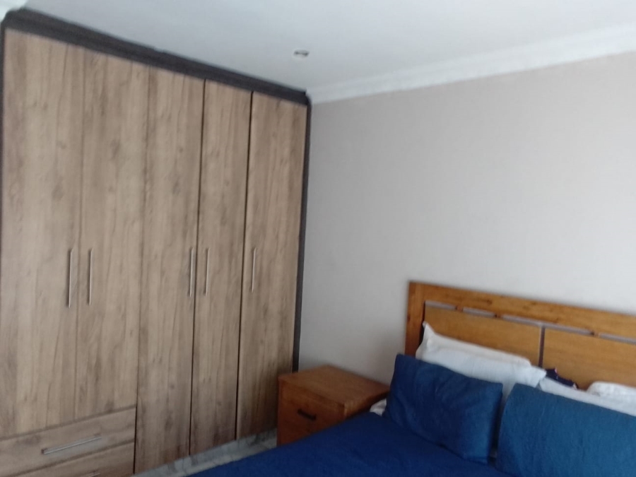 4 Bedroom Property for Sale in Aviary Hill KwaZulu-Natal