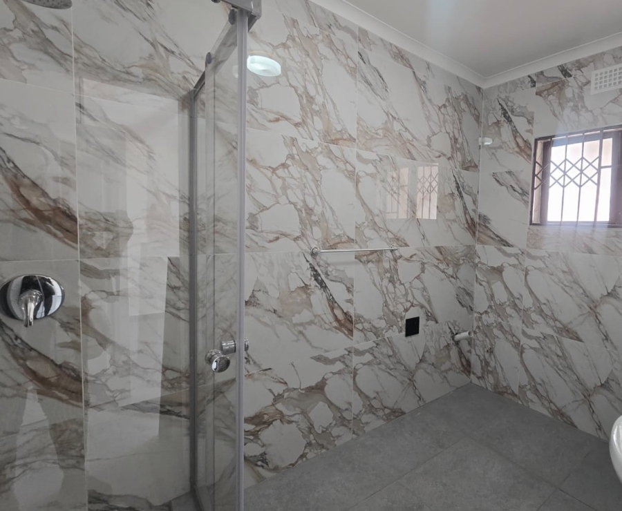 To Let 3 Bedroom Property for Rent in Avoca KwaZulu-Natal