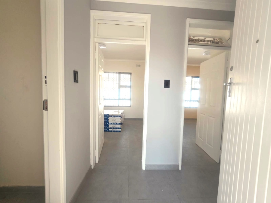 To Let 3 Bedroom Property for Rent in Avoca KwaZulu-Natal