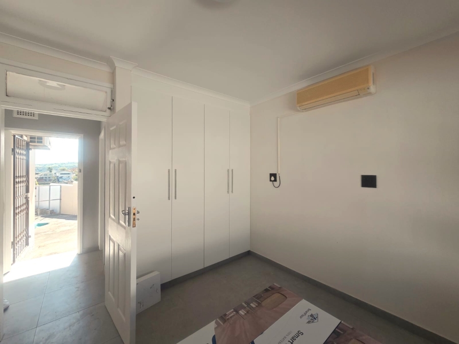 To Let 3 Bedroom Property for Rent in Avoca KwaZulu-Natal