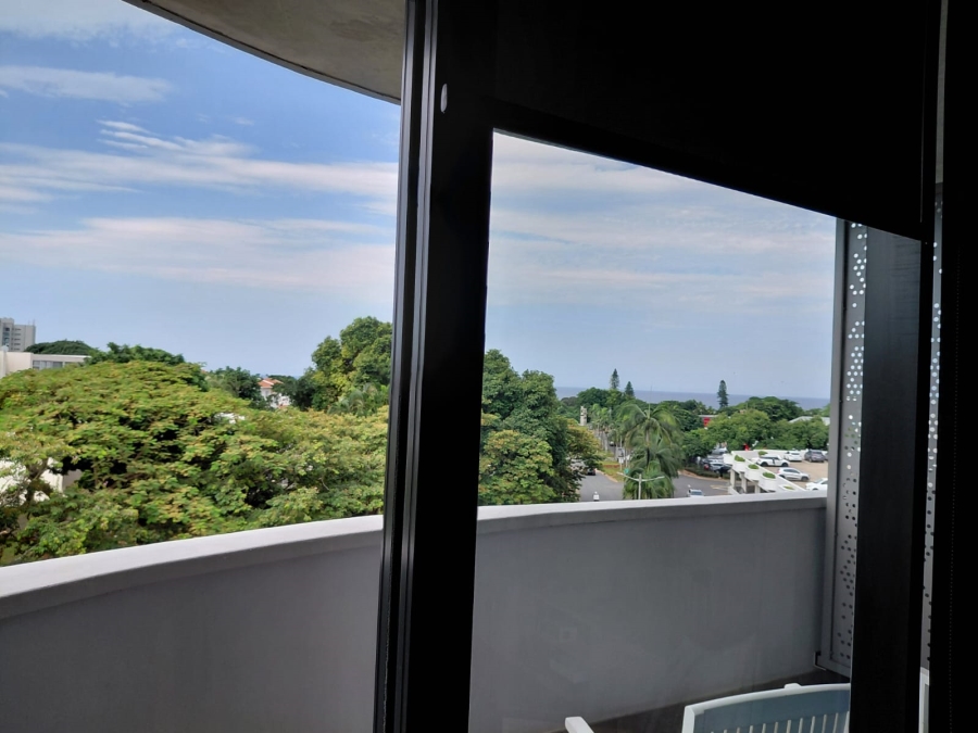 To Let 1 Bedroom Property for Rent in La Lucia KwaZulu-Natal