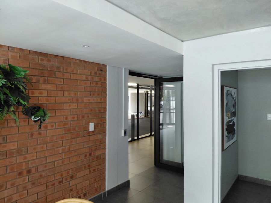 To Let 1 Bedroom Property for Rent in La Lucia KwaZulu-Natal