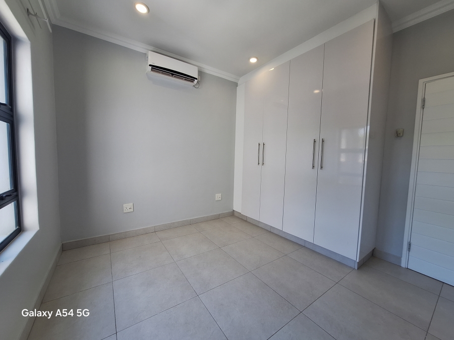 3 Bedroom Property for Sale in Essenwood KwaZulu-Natal