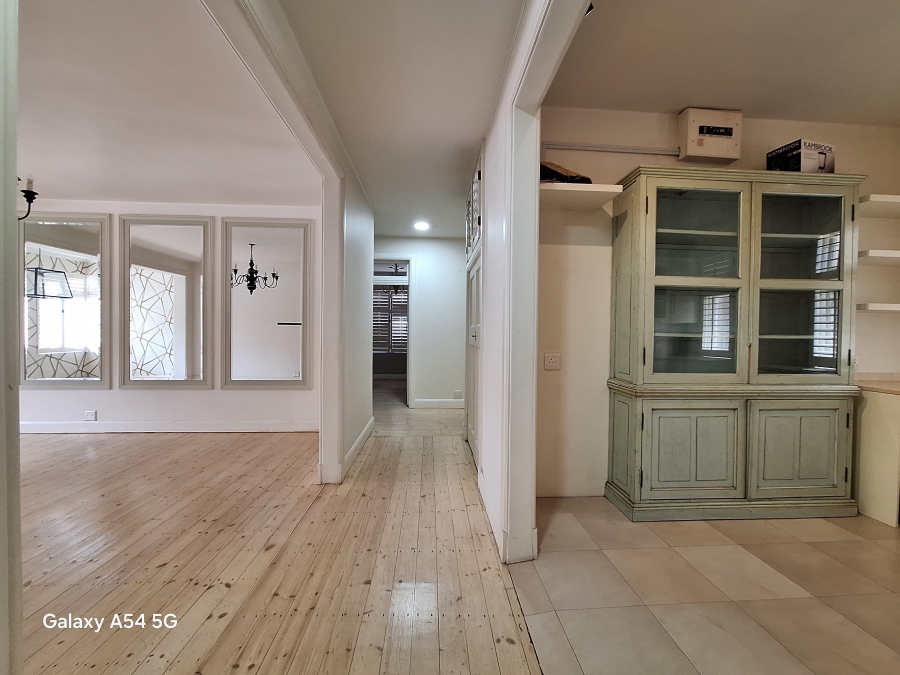 3 Bedroom Property for Sale in Glenwood KwaZulu-Natal