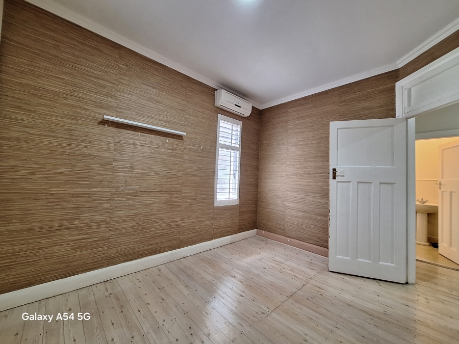 3 Bedroom Property for Sale in Glenwood KwaZulu-Natal